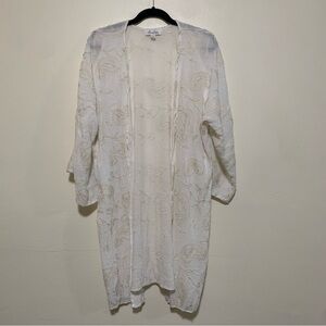 Annelieze embroidered open cardigan woman size XL top to bottom 36”